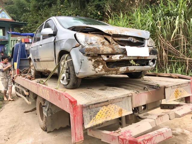 xe-huydai-bi-tai-nan-o-tam-dao-2