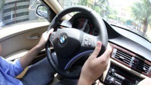 kinh-nghiem-lai-xe-o-to-so-san