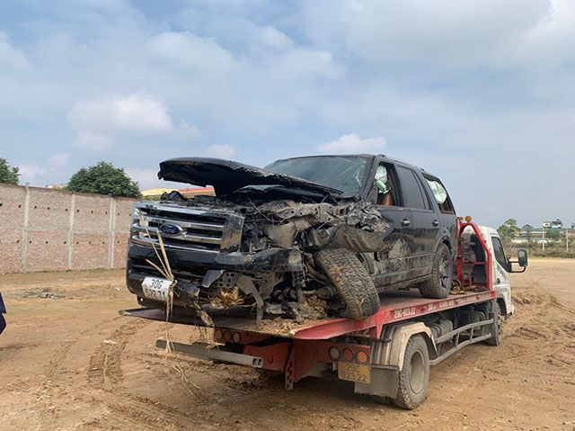 cuu-ho-o-to-huyen-quoc-oai-2